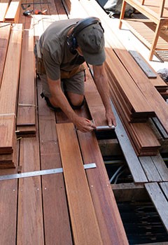 Mangaris Diamond Decking Near Glendale