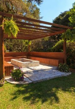 Custom Home Gazebo with Fire Pit – South Pasadena